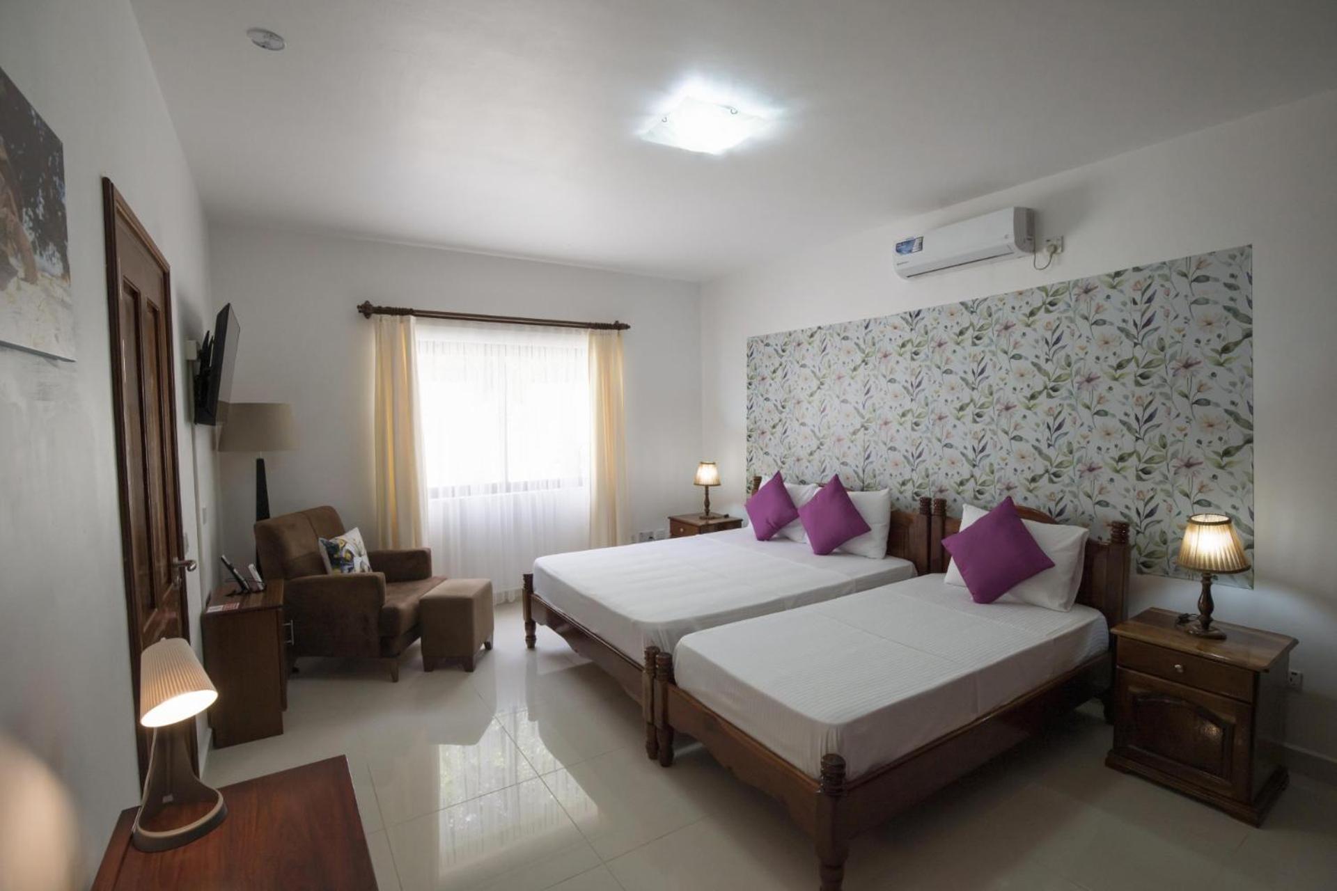 Emma'S Guest House And Self-Catering Au Cap 外观 照片