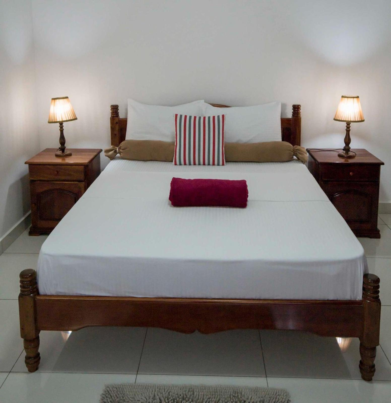 Emma'S Guest House And Self-Catering Au Cap 外观 照片